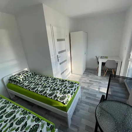 펜션 Duet Letniskowe 미에드지보드지